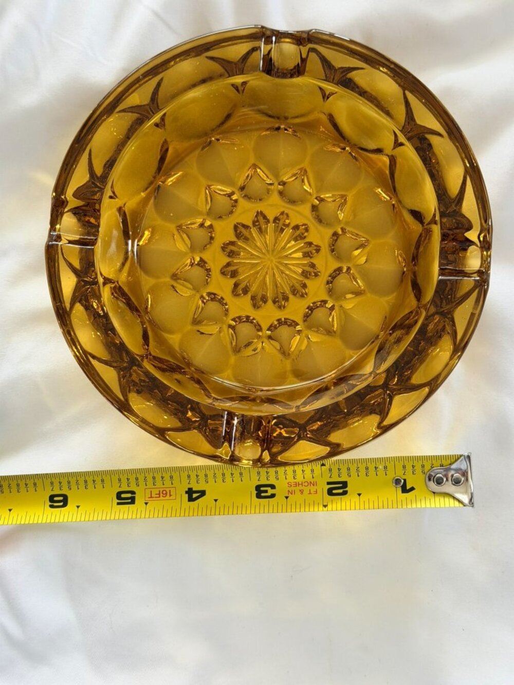 Amber-Colored Glass Ashtray With Floral Pattern 6.5" Diameter Vintage Decor Pres